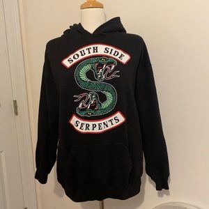 Pullover Sweatshirt, size L, GUC